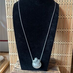 Aea silver-toned faux snuff bottle necklace.